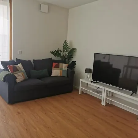 Business Flat. Terrace & Free Parking